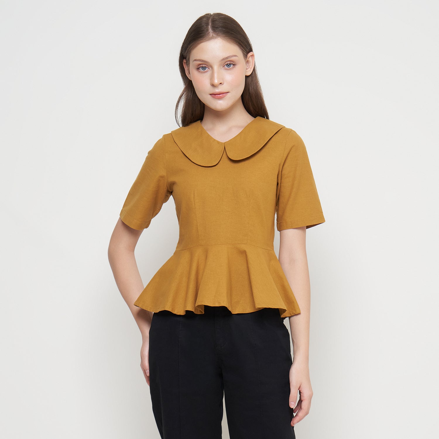 Thea Women’s Shirt