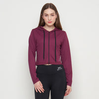 Model Model Lena is wearing a size Small (S)