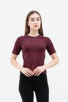 Model Lena is wearing a size Small (S)