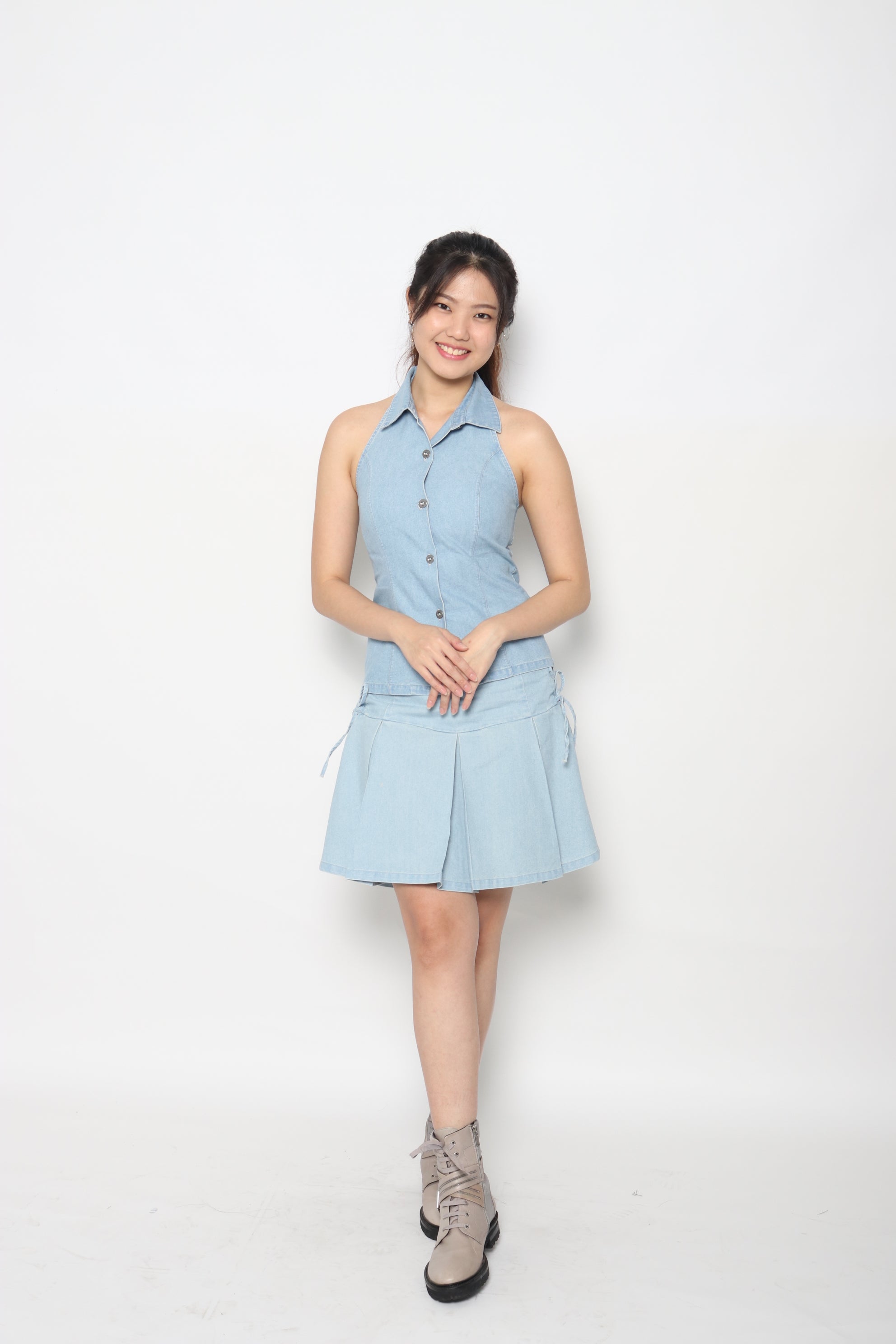 FERN Women's Lace-Up Pleated Mini Skirt